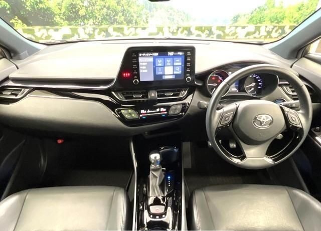 2021 TOYOTA C-HR ZYX11