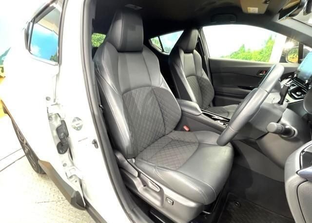 2021 TOYOTA C-HR ZYX11