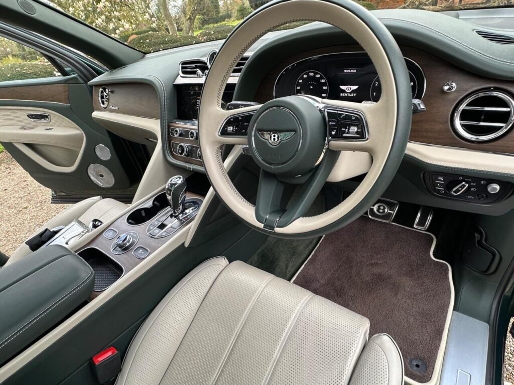 2023 Bentley Bentayga
