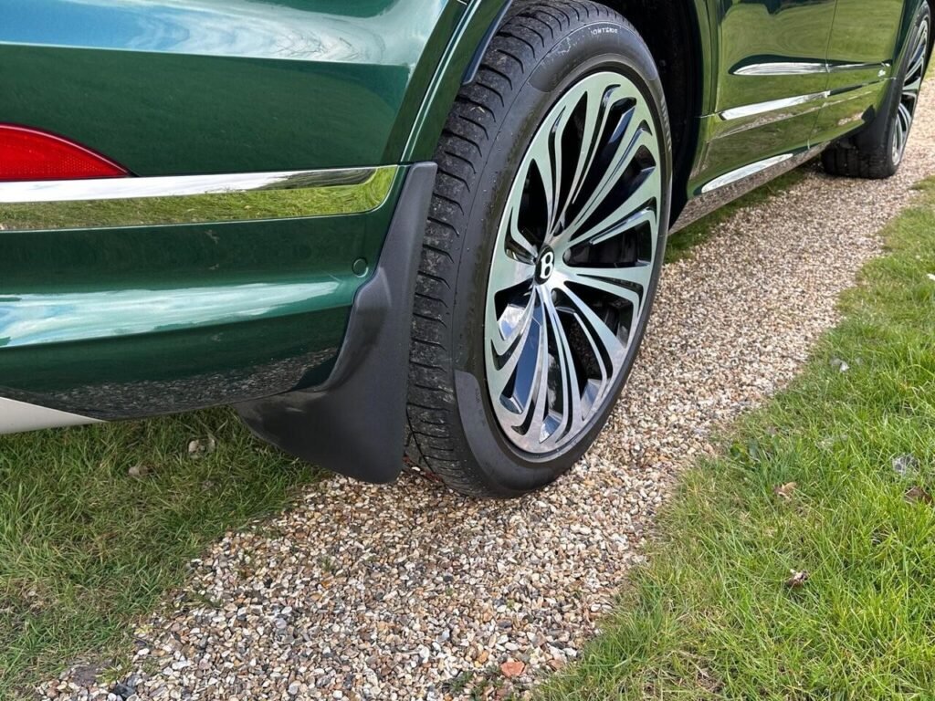 2023 Bentley Bentayga