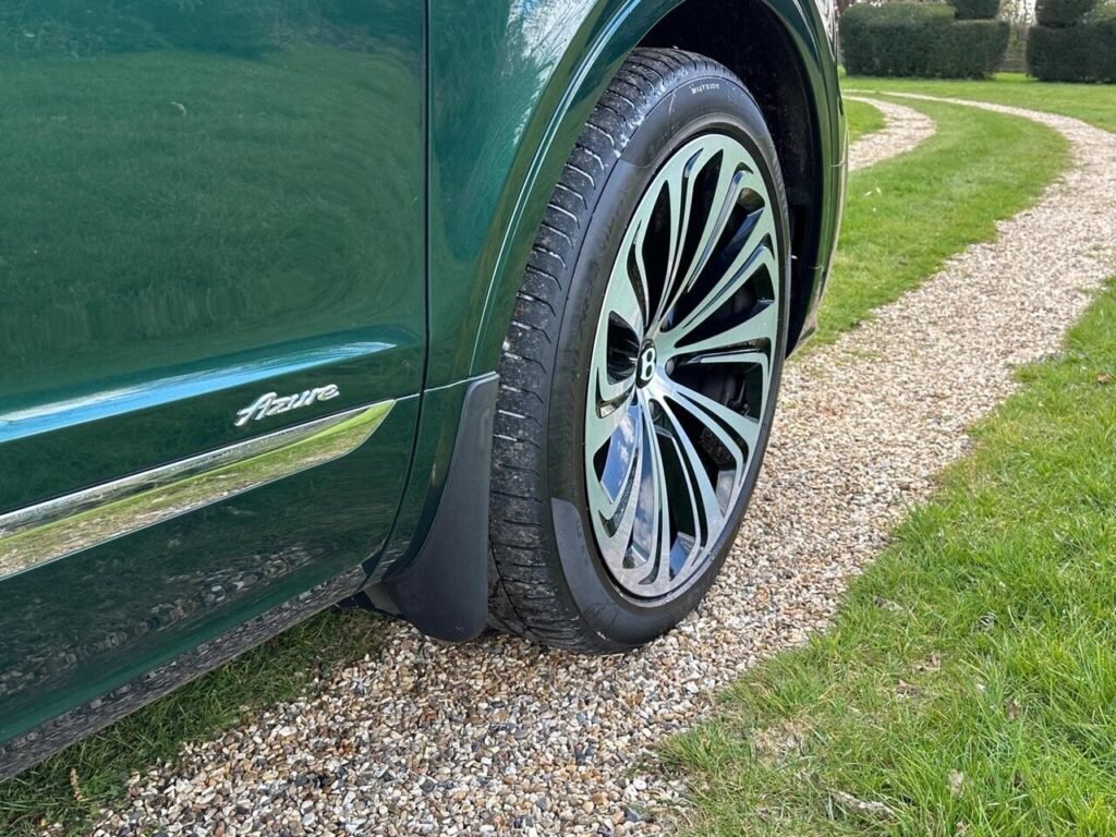 2023 Bentley Bentayga